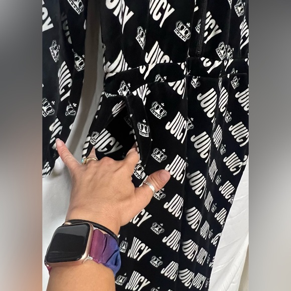 NWOT Y2K Juicy Couture Velour Logo Jumpsuit Onesie Cozy Warm Fall Loungewear - Picture 4 of 10